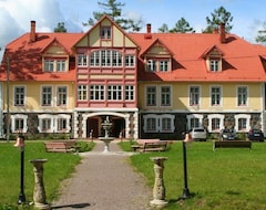 Khách sạn Cantervilla Castle (Tartu, Estonia)