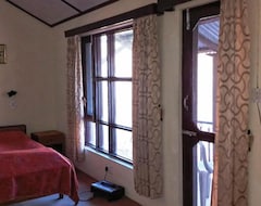 Khách sạn Nishaad Resort (Dharamsala, Ấn Độ)