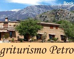 Khách sạn Agriturismo Petrosa (Castrovillari, Ý)