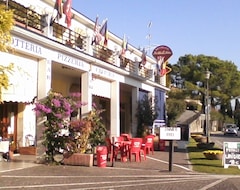 Khách sạn La Dolce Vita (Gardone Riviera, Ý)