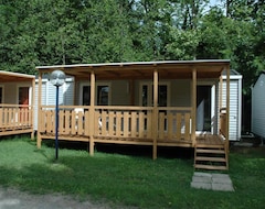 Otel Camping Listro (Castiglione del Lago, İtalya)