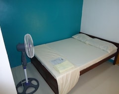 Guesthouse Pete's inn (Roxas City, Philippines)