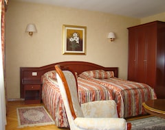 Hotel Vila Ariston (Osijek, Croatia)