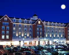Salem Waterfront Hotel & Suites (Salem, USA)