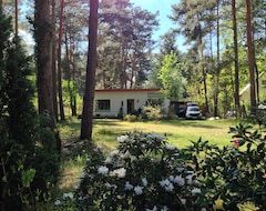 Cijela kuća/apartman Large, Attractive And Enclosed Wooded Lot Near The Lake (20M) (Cosen, Njemačka)