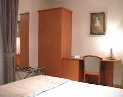 Khách sạn Hotel South Charleroi Airport (Charleroi, Bỉ)