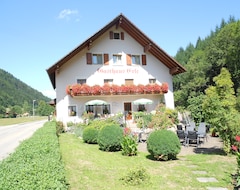 Khách sạn Zur Erle (Simonswald, Đức)