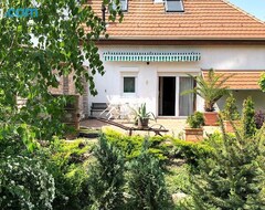 Cijela kuća/apartman Whole & Design Garden House Near Hero Square (Budimpešta, Mađarska)
