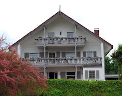 Khách sạn Am See (Kreuzau, Đức)