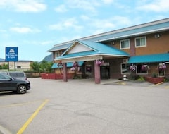 Hotelli Canadas Best Value Inn & Suites-Castlegar (Castlegar, Kanada)