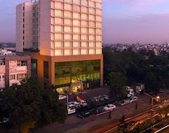 Khách sạn Starottel (Ahmedabad, Ấn Độ)