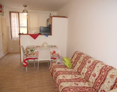 Hele huset/lejligheden Comfortable Apartment Facing The Sea Comfortable, Great Location Centr (Alghero, Italien)