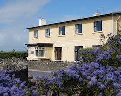 Khách sạn Clonmore Lodge (Quilty, Ai-len)
