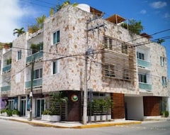 Hotel La Papapya (Playa del Carmen, México)