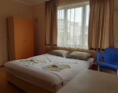 Hotel Nikolovi (Sozopol, Bulgarien)