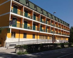 Khách sạn Hotel Tre Monti (Popoli, Ý)