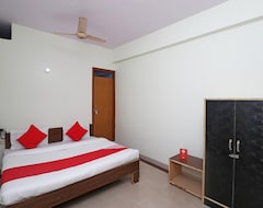 OYO 30907 Hotel MR Grand (Agra, India)