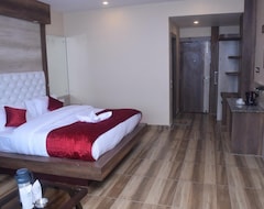 Khách sạn Hotel King Castle Central Heated & Air Cooled (Kangra, Ấn Độ)