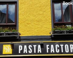 Aparthotel Pasta Factory Guest Rooms (Galway, Irska)