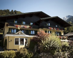 Hotel Ihre Pension Trauner (Kaprun, Austria)