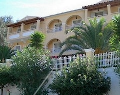 Hotel Marina Apartments (Agios Gordios, Görögország)
