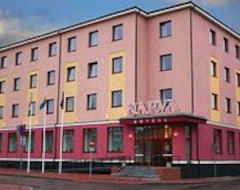 Hotelli Narva (Narva, Viro)