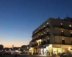 Poseidonio Hotel (Tinos - Chora, Greece)
