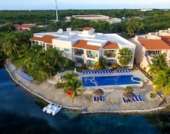 Khách sạn Aventuras Club (Puerto Aventuras, Mexico)