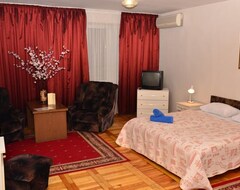 Bed & Breakfast Mini Hotel Vesna (Dnipropetrowsk, Ukrajina)