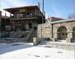 Otel Ta Skalopatia (Paleos Agios Athanassios, Yunanistan)