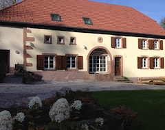 Otel Large Vosges Farm Surrounded By Nature Between Strasbourg And Colmar (Lalaye, Fransa)