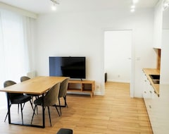 Tüm Ev/Apart Daire Lissa 36 Modern Apartment (Ujście, Polonya)