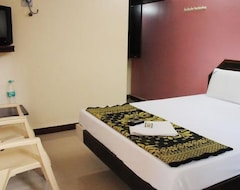 Khách sạn Hotel DKR Residency (Tirupati, Ấn Độ)