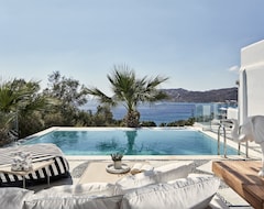 Myconian Imperial - Leading Hotels of the World (Elia Beach, Greece)