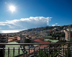 Hotel Napolicentro Mare - Sea View Rooms & Suites (Naples, Italy)