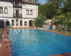 Park-hotel Makenzen (Melnik, Bulgaria)