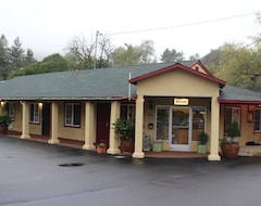 Khách sạn Vineyard Valley Inn (Cloverdale, Hoa Kỳ)