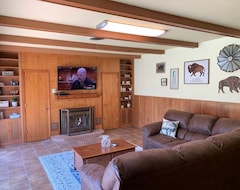 Entire House / Apartment The Cozy Buffalo Near Palo Duro Canyon & Wtamu (Canyon, USA)