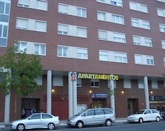Aparthotel Apartamentos San Fermin (Vitoria, España)