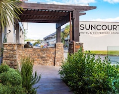 Suncourt Hotel & Conference Centre (Taupo, Yeni Zelanda)