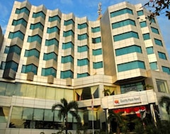 Khách sạn Almadera Hotel (Makassar, Indonesia)