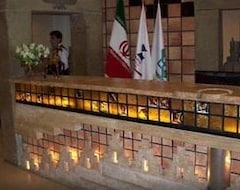 Aryo Barzan Hotel   هتل آریوبرزن (Shiraz, Iran)