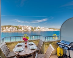 Toàn bộ căn nhà/căn hộ Blue Harbour 2 Bedroom Seafront Apartments With Stunning Seaviews - By Getawaysmalta (St. Paul's Bay, Malta)