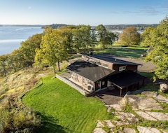 Tüm Ev/Apart Daire A Dream House At The Lake MjÖrn With A Panoramic View (Sjövik, İsveç)