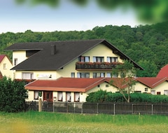 Otel Saaletal (Bad Bocklet, Almanya)