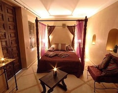 Khách sạn Riad Les Trois Mages (Marrakech, Morocco)