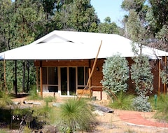 Nhà trọ Chalets on Stoneville (Stonevile, Úc)