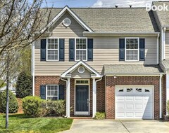 Tüm Ev/Apart Daire Inviting High Point Townhome With Patio And Privacy (High Point, ABD)