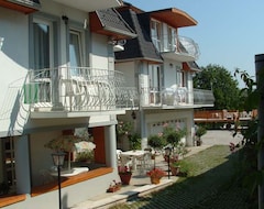 Khách sạn Villa Grazia (Hévíz, Hungary)