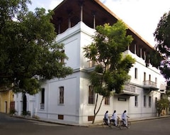 Hotel Le Dupleix (Puducherry, India)